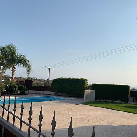 Acropolis Villa 8 Klorakas Екстериор снимка