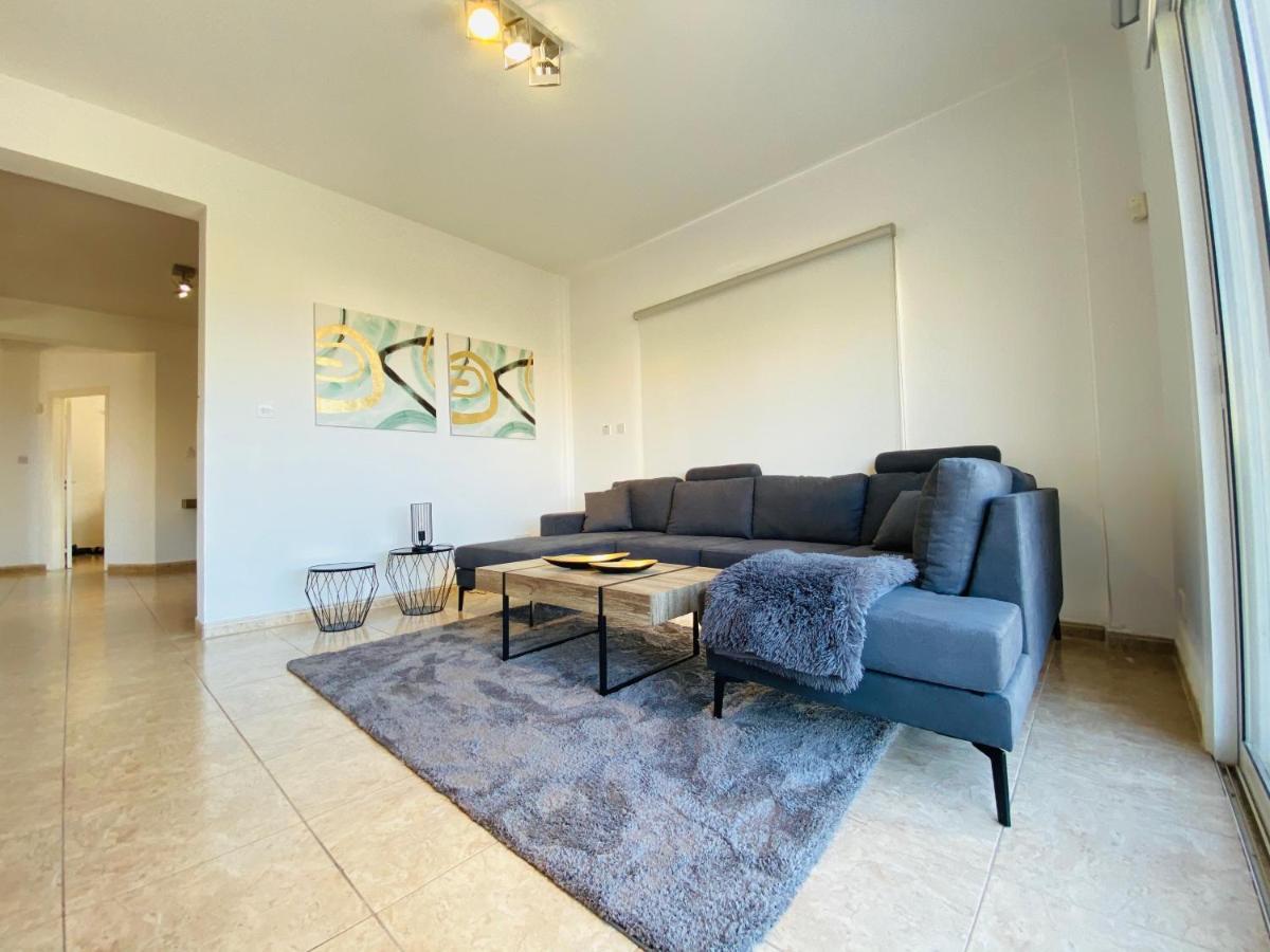 Acropolis Villa 8 Klorakas Екстериор снимка