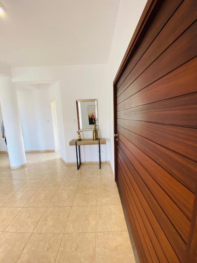 Acropolis Villa 8 Klorakas Екстериор снимка
