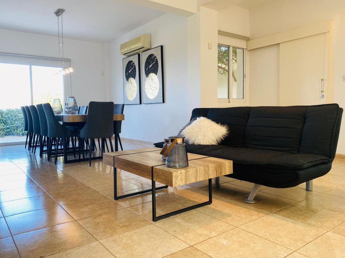 Acropolis Villa 8 Klorakas Екстериор снимка