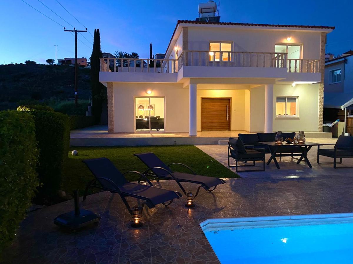 Acropolis Villa 8 Klorakas Екстериор снимка